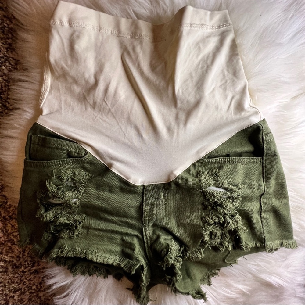 Distressed Maternity Jean Shorts. Full panel.